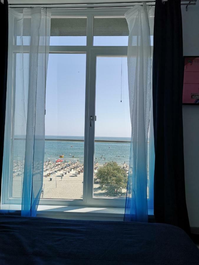 Relax Inn Apartment Năvodari Eksteriør billede